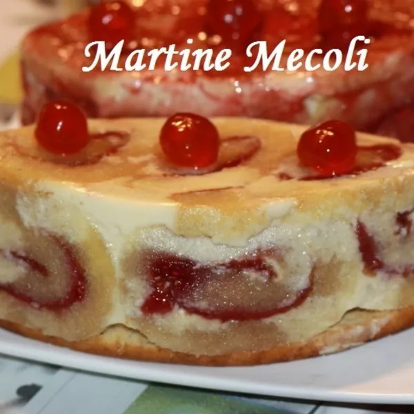 Entremets à la vanille et confiture de framboises