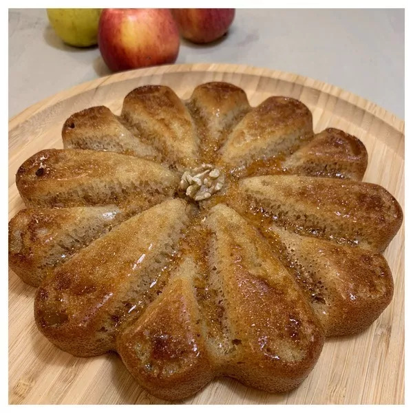 Gâteau aux pommes et aux blancs d'oeufs