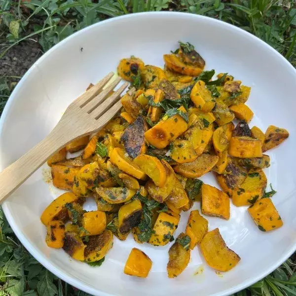 SALADE COURGETTES MARINÉES A LA MAROCAINE 