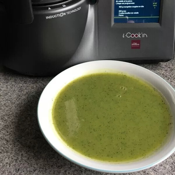 Potage courgettes-oignon