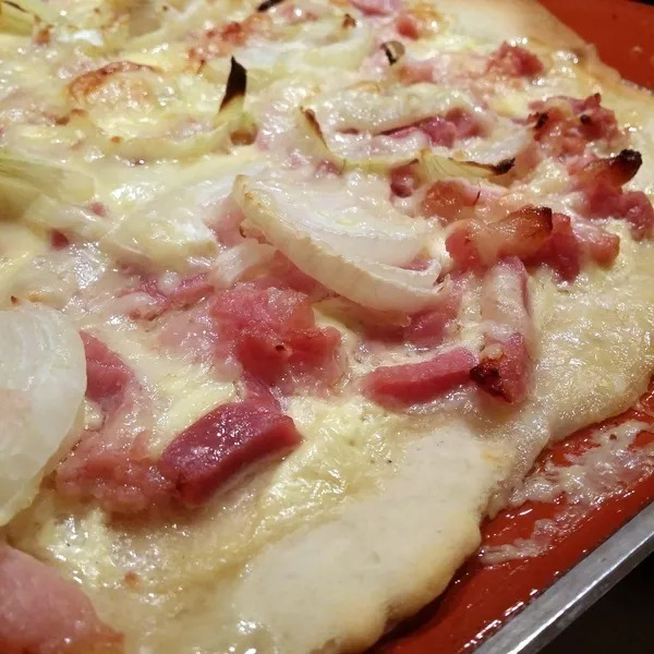 Tarte flambée alsacienne