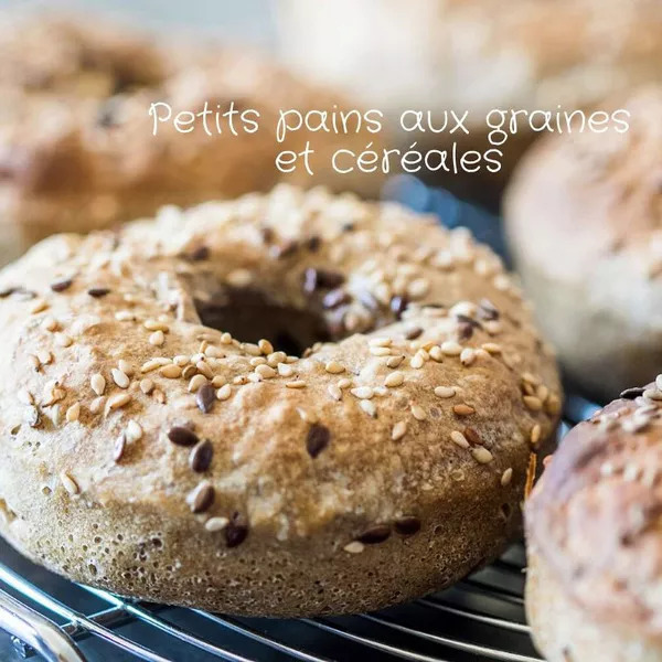 Petits pains donuts aux graines et céréales