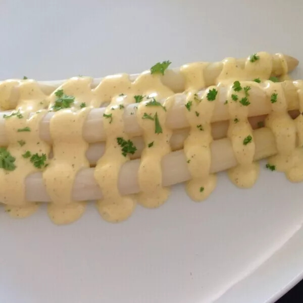 Asperges sauce hollandaise (Dude)