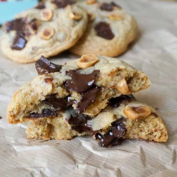 COOKIES CHOCOLAT NOISETTES