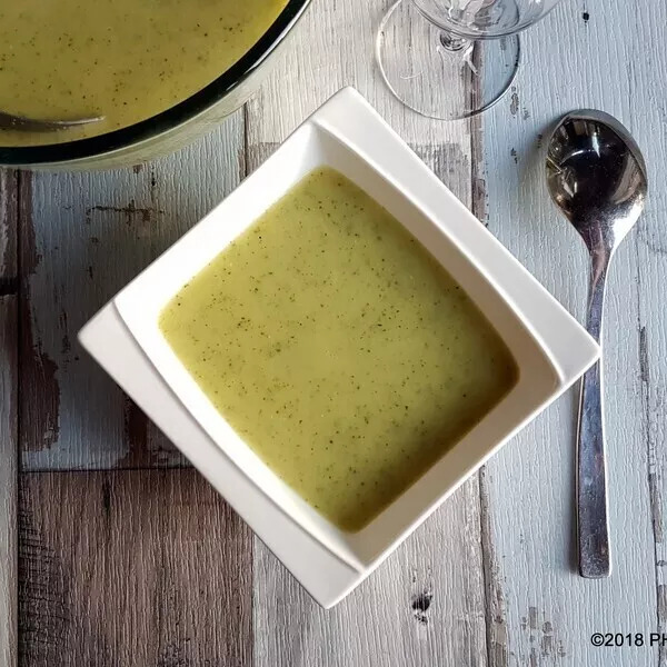 Velouté de courgettes et Chèvretine