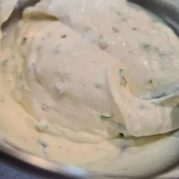 Fromage frais échalotes et fleurs de ciboulette