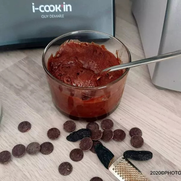 Mousse au chocolat à la fève de tonka (beSave)