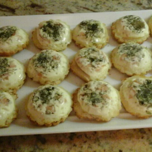 Mini-Quiches au Saumon Fumé