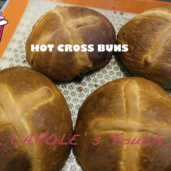 HOT CROSS BUNS