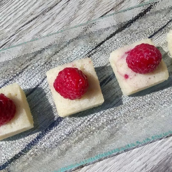 Financiers aux framboises