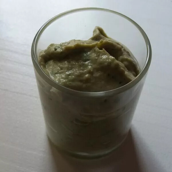 Tartinade d'avocat, thon et olives