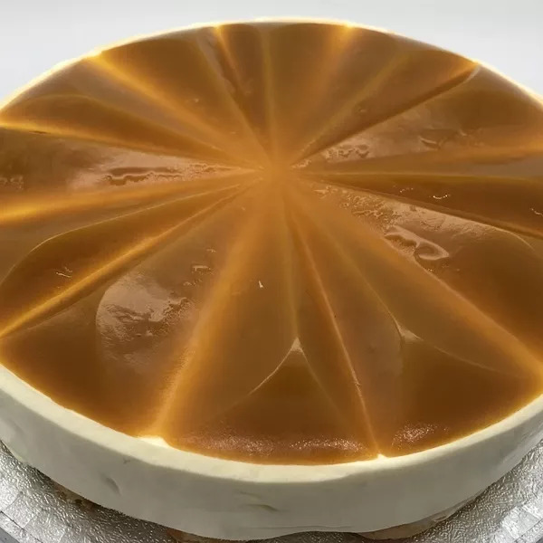 Mousse légère au tiramisu et son insert mangue 