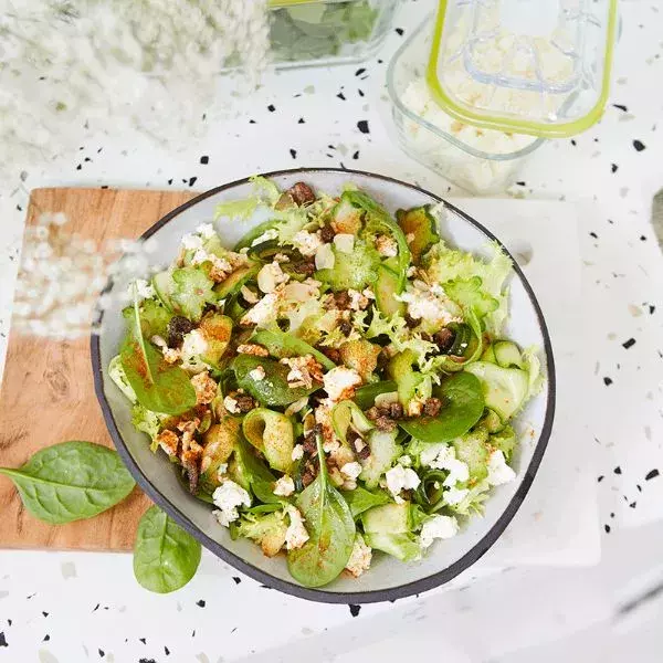 Salade à la courgette et aux épinards