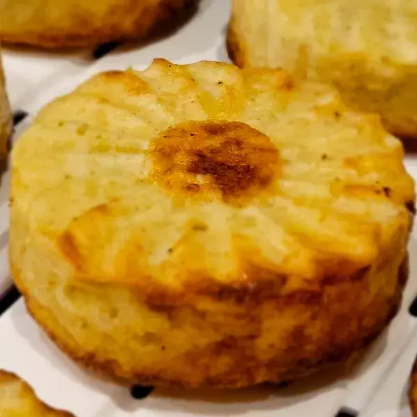 Galettes pommes de terre  Flower Power à l'emmental ou mozzarella