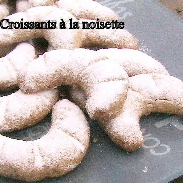 Croissants de lune sablés noisette