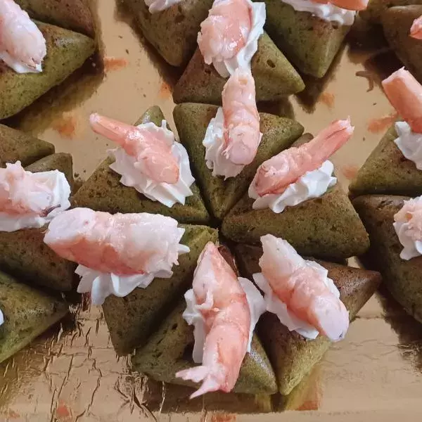 Petits fours pesto crevettes