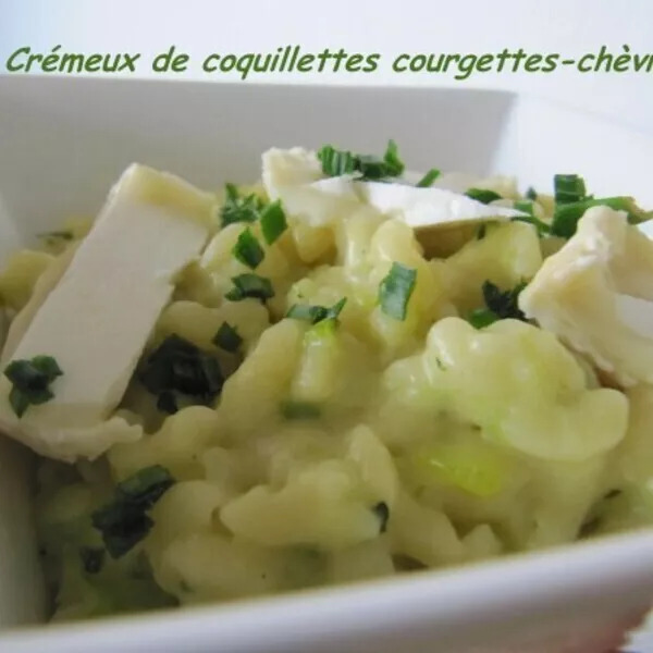 Crémeux coquillettes, courgettes, chèvre, basilic