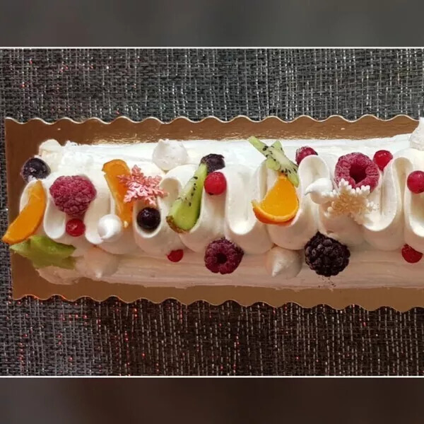 Bûche Pavlova