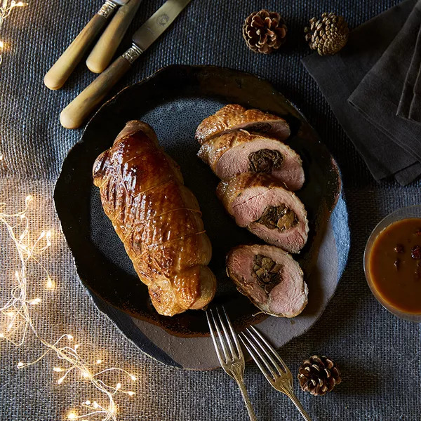 Magret de canard en rôti aux cèpes et cranberries