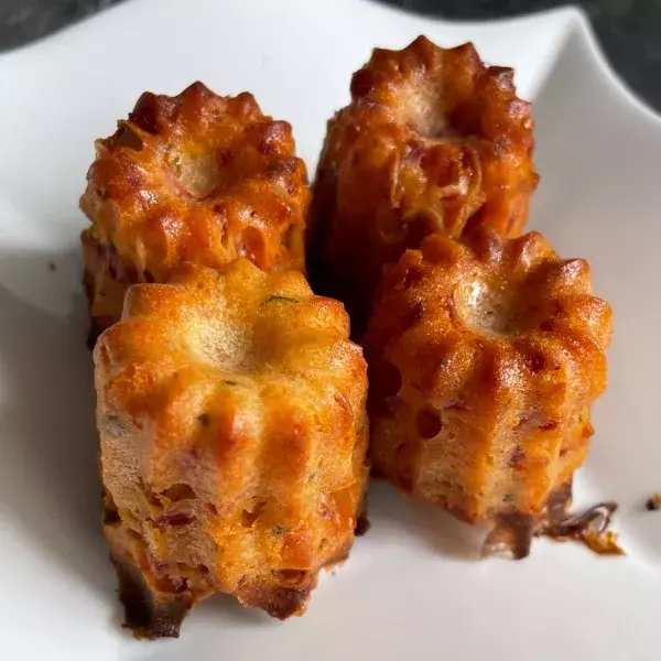 Mini cannelés au chorizo