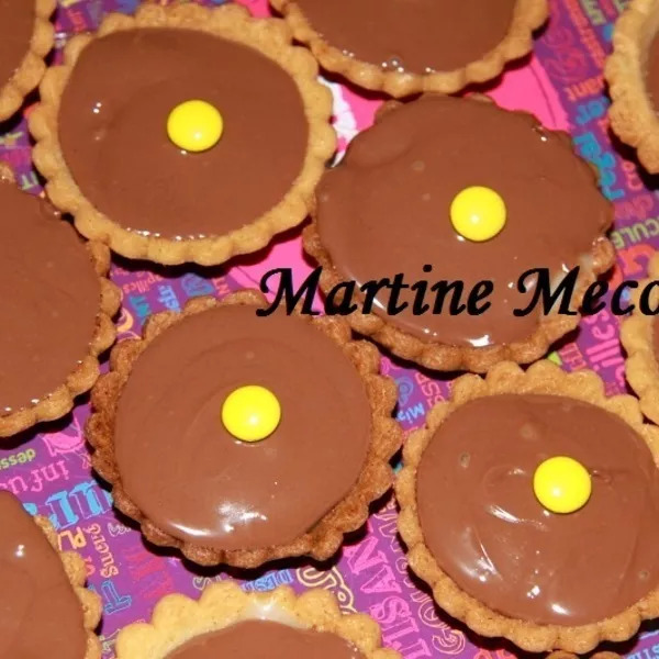 Mini tartelettes au caramel salé et chocolat façon Twix sans cook'in