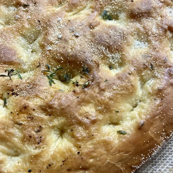 Focaccia aux herbes de Provence 