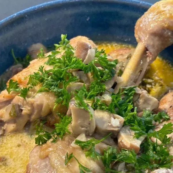 Poulet sauce champignons 