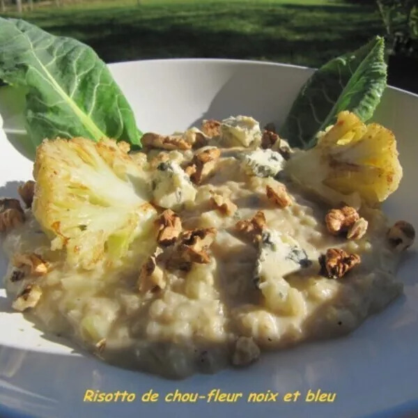 Risotto chou fleur, bleu et noix