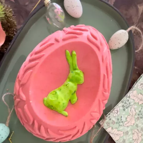 Œuf Entremet pistache fraise