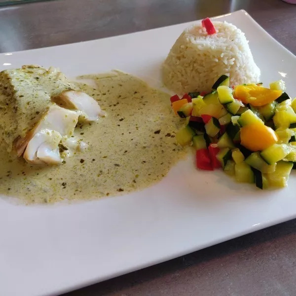 Dos de Cabillaud au pesto et ses petits légumes