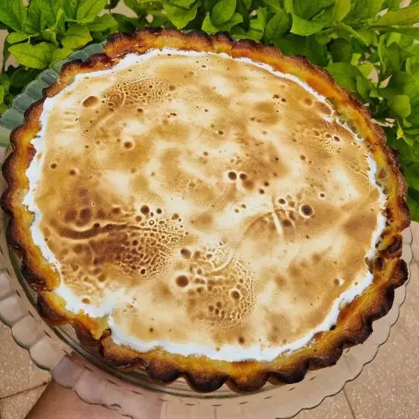 Tarte à la rhubarbe meringuée 😋