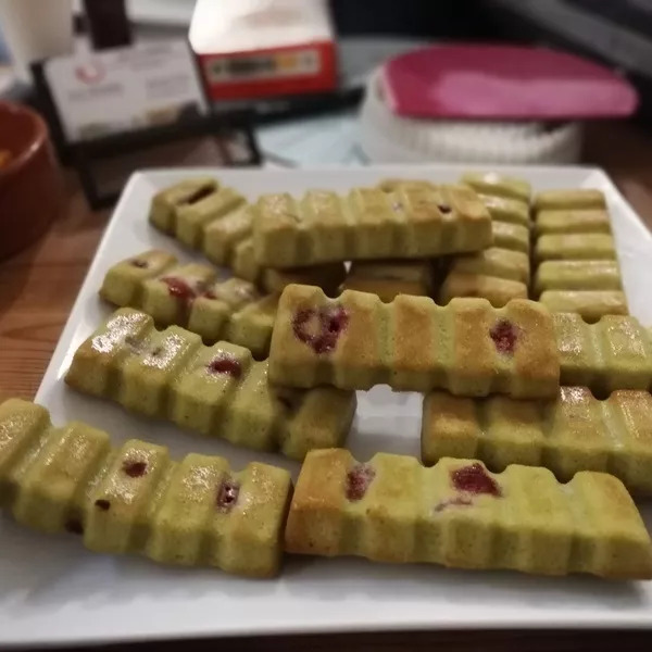 Financiers thé Matcha et Framboises