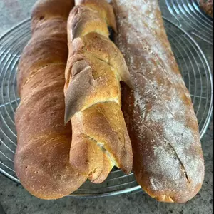 Baguette - épis - pain tordu