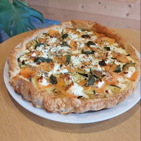 Tarte feuilletée courgettes saumon fumé feta