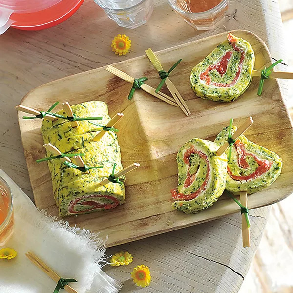 Roulé aux courgettes et à la truite fumée