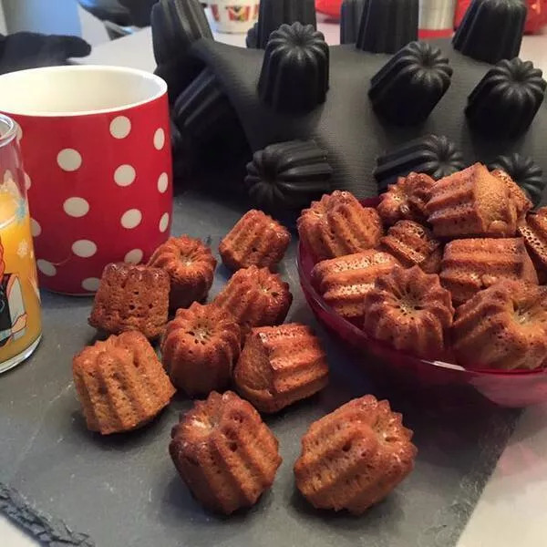 Minis cannelés aux carambar