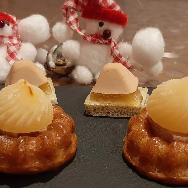 Amuses bouches au foie gras et sa gelée 