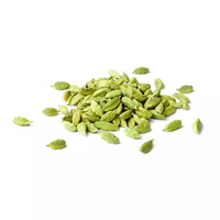 1 pincée(s) de cardamone