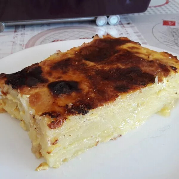 GRATIN DE POMMES DE TERRE SANS CREME