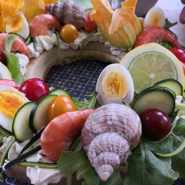 Tarte couronne salée du potager etfruits de mer