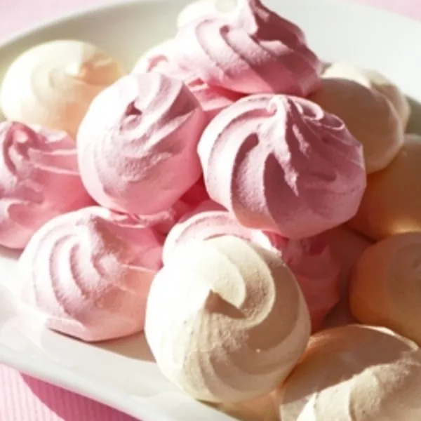 Meringues colorées