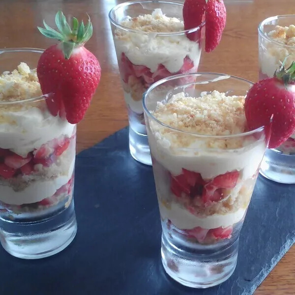 Verrines aux fraises