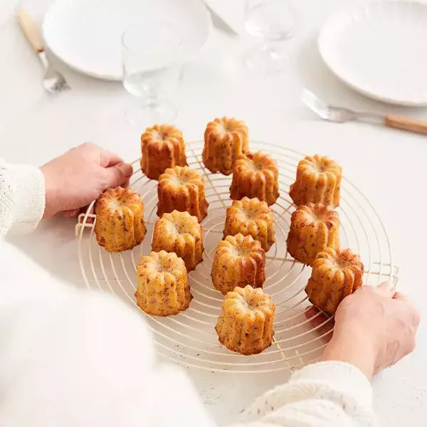 Cannelés bacon