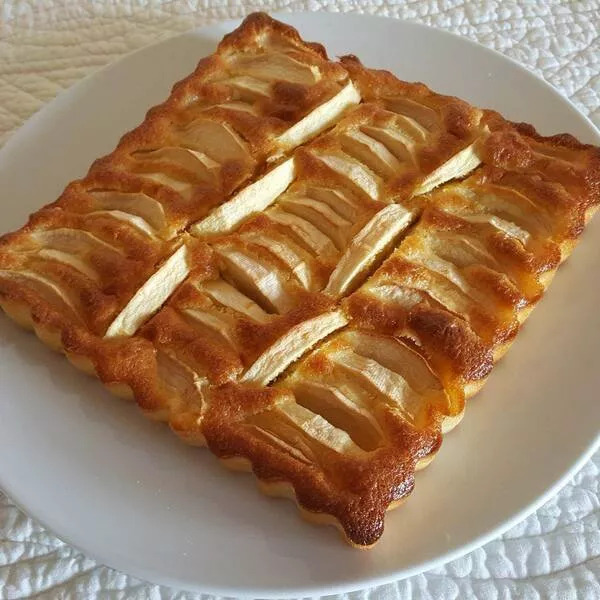 Gâteau aux pommes et rhum