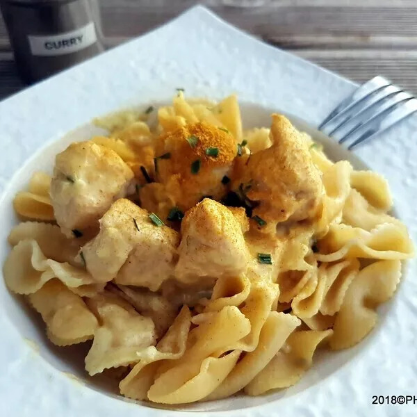 Poulet express à la crème et au curry