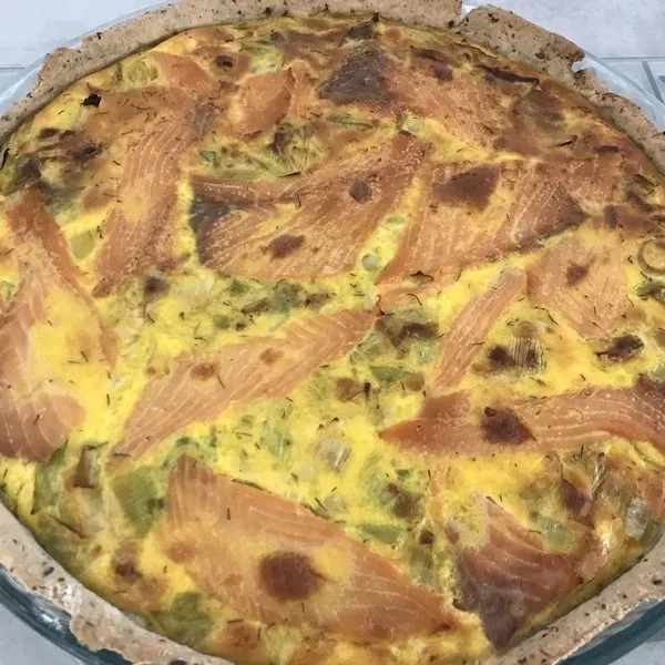 Quiche poireaux-saumon aux graines de lin 