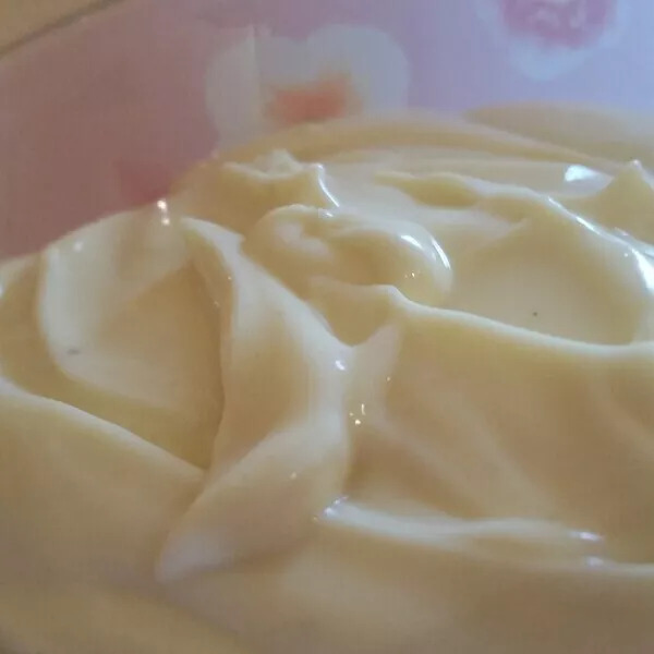 Mayonnaise avec un oeuf entier