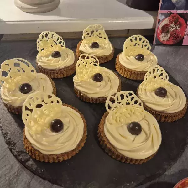 Tartelettes renversées Chocolat au lait & Nuage passion