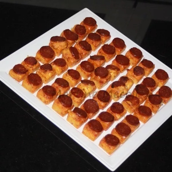 Mini cubes au chorizo