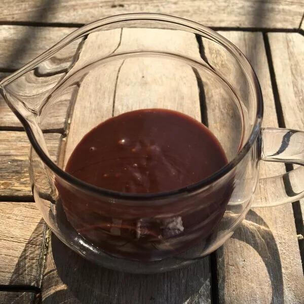 Sauce chocolat à la féve Tonka et lait d'amande